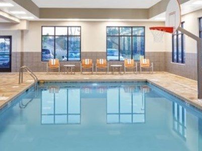 Hampton Fond Du Hotel 3*