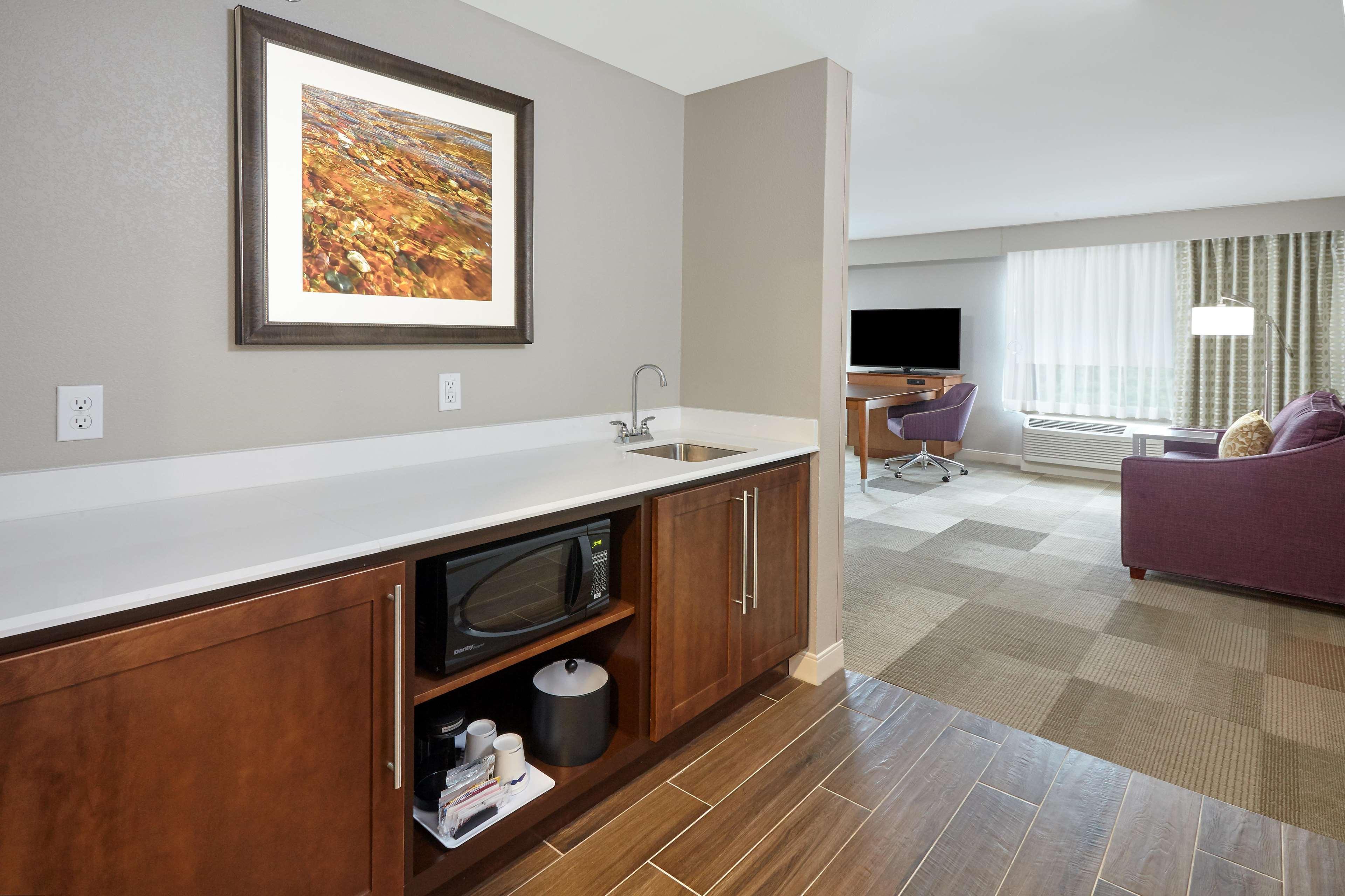 Hampton Hotel